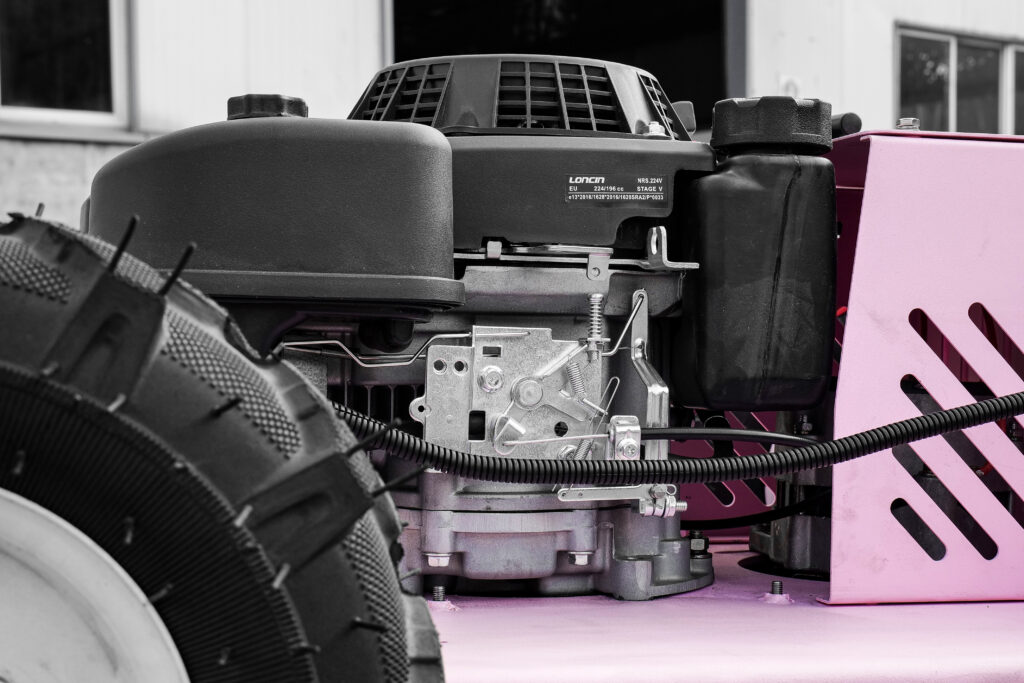 wl 900 wheeled flail mower | 22hp efi gasoline, 900mm cutting width for commercial green spaces, small farms & urban landscapes