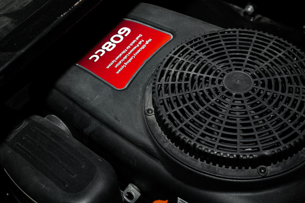 1000d tracked lawn mower | heavy duty engineering grade, ultra wide cutting for large construction sites, mines & rough terrain